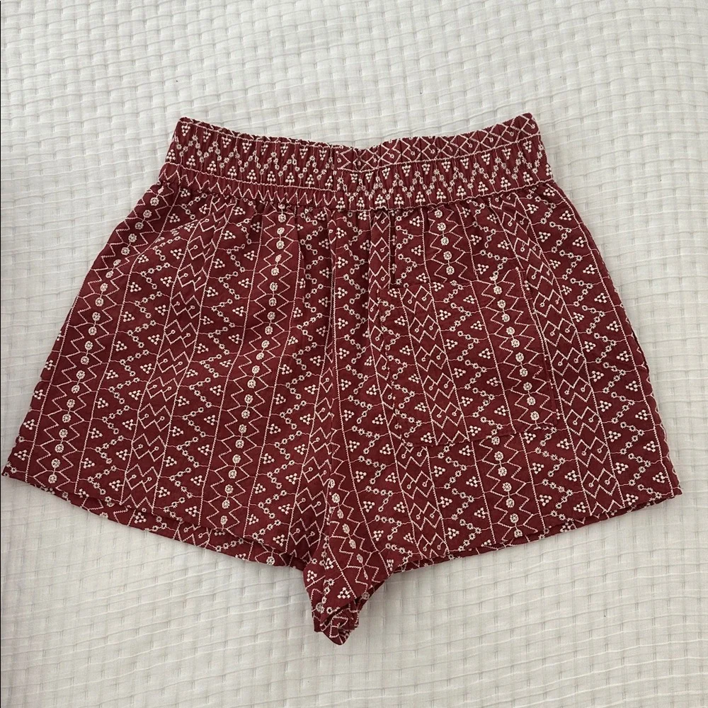Zara Embroidered Eyelet Shorts - Picture 2 of 6
